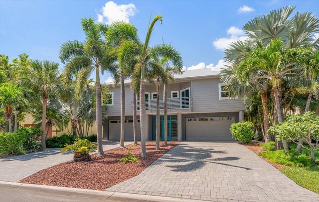 114 13TH STREET, Belleair Beach, FL 33786