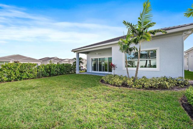 12541 Nautilus Circle, Palm Beach Gardens, FL 33412