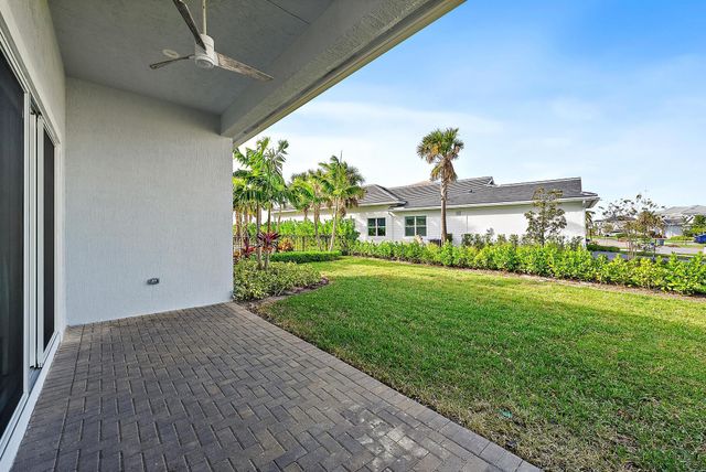 12541 Nautilus Circle, Palm Beach Gardens, FL 33412
