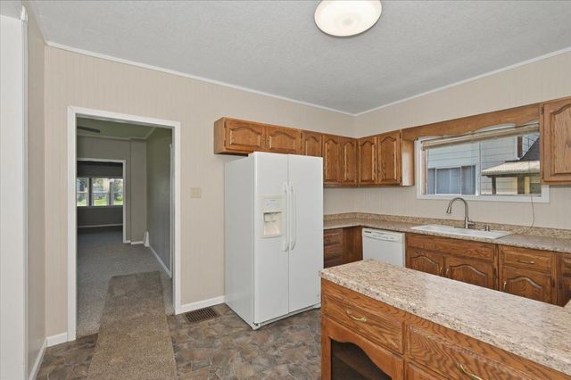 5319 E 3rd Street, Superior, WI 54880