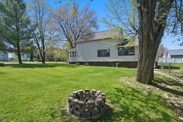 5319 E 3rd Street, Superior, WI 54880