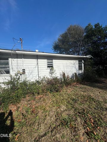 6255 Pine Street, Fayetteville, NC 28311