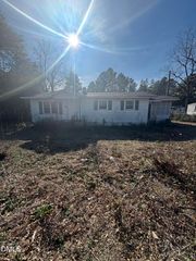 6255 Pine Street, Fayetteville, NC 28311