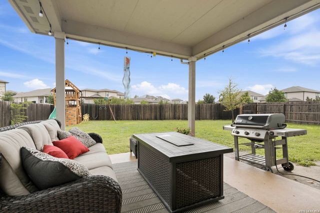 2211 CASTELLO WAY, San Antonio, TX 78259