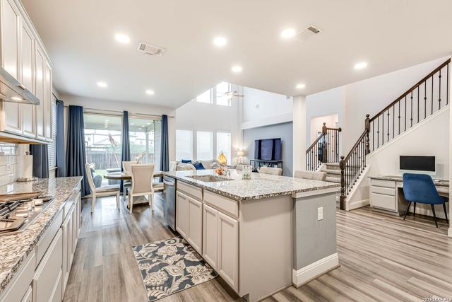 2211 CASTELLO WAY, San Antonio, TX 78259