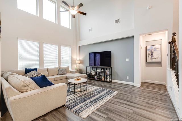 2211 CASTELLO WAY, San Antonio, TX 78259