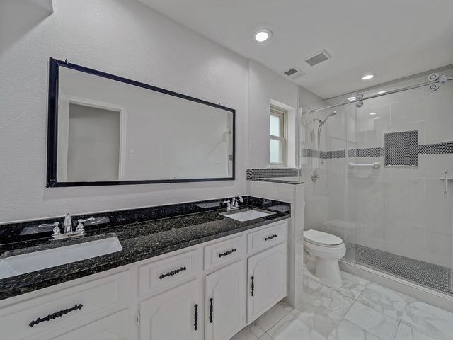 320 E Tripp Road, Sunnyvale, TX 75182