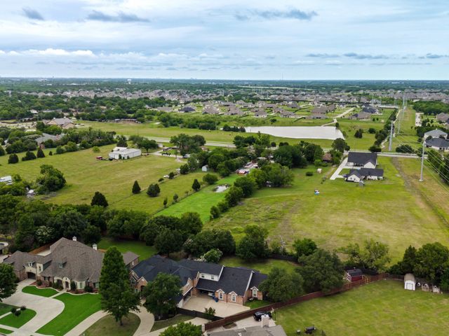 320 E Tripp Road, Sunnyvale, TX 75182