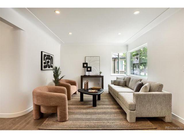 940 Magnolia St, Denver, CO 80220
