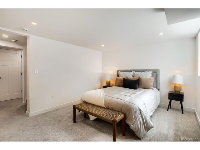 940 Magnolia St, Denver, CO 80220