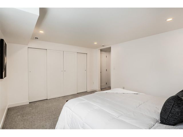 940 Magnolia St, Denver, CO 80220