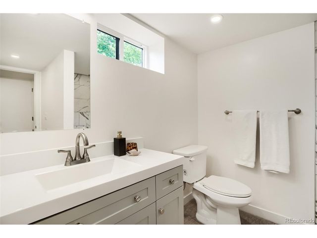 940 Magnolia St, Denver, CO 80220