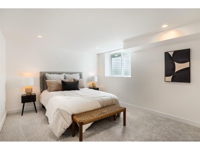 940 Magnolia St, Denver, CO 80220