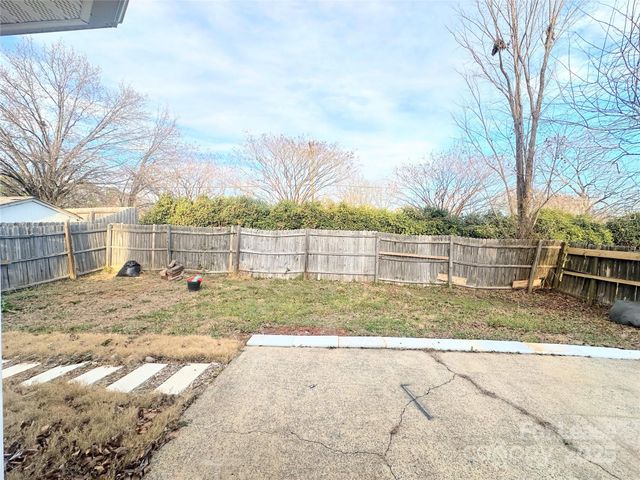 8415 Alicia Brittany Lane, Charlotte, NC 28212