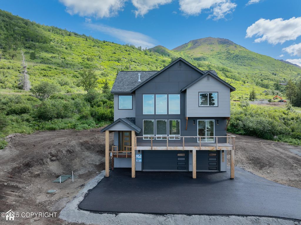 13851 Canyon Road, Anchorage, AK 99516