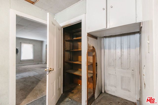 6541 Regent Street, Huntington Park, CA 90255