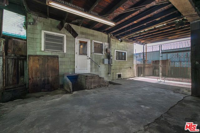 6541 Regent Street, Huntington Park, CA 90255
