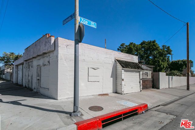 6541 Regent Street, Huntington Park, CA 90255