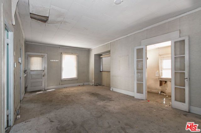 6541 Regent Street, Huntington Park, CA 90255