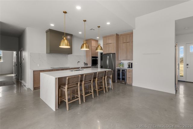 1598 Meridian, Ardmore, OK 73401