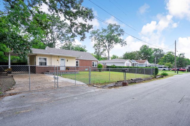 6106 Marietta Avenue, Chattanooga, TN 37412