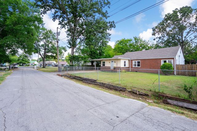 6106 Marietta Avenue, Chattanooga, TN 37412