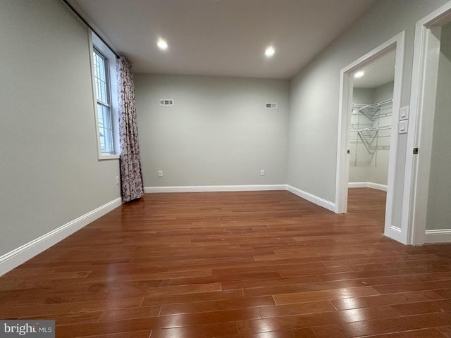 916 SNYDER AVE, Philadelphia, PA 19148