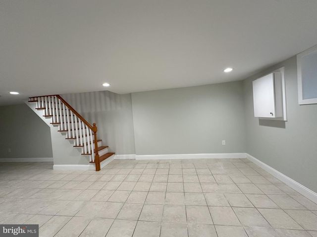 916 SNYDER AVE, Philadelphia, PA 19148