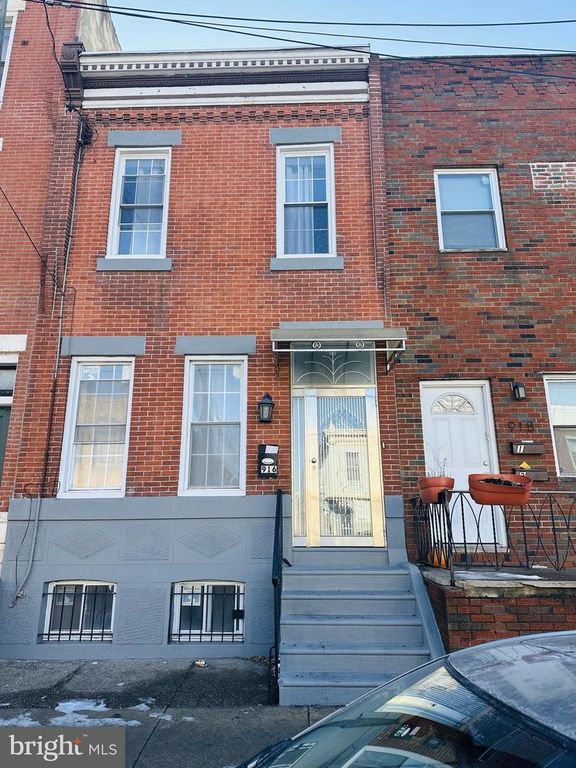 916 SNYDER AVE, Philadelphia, PA 19148