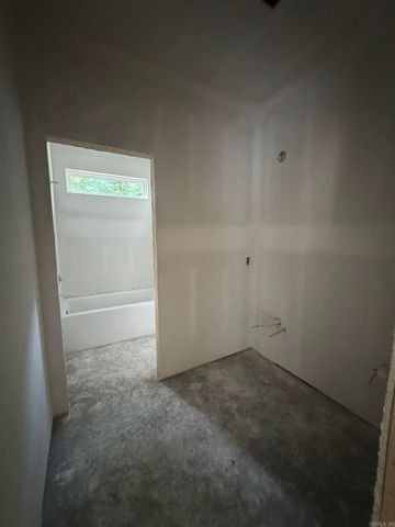 319 Devoe Bend Drive, Maumelle, AR 72113