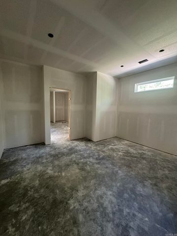 319 Devoe Bend Drive, Maumelle, AR 72113
