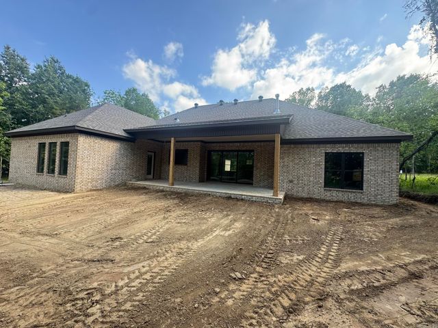 319 Devoe Bend Drive, Maumelle, AR 72113