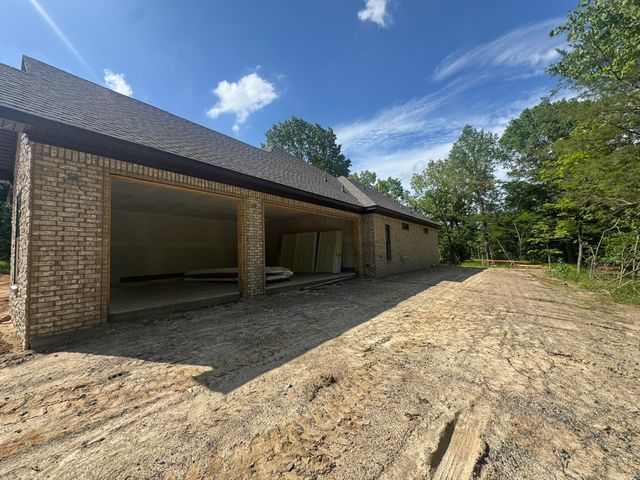 319 Devoe Bend Drive, Maumelle, AR 72113