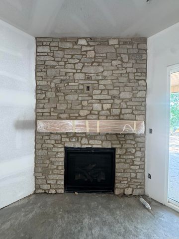 319 Devoe Bend Drive, Maumelle, AR 72113