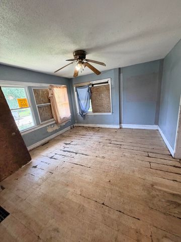841 Georgia Street, Gary, IN 46402