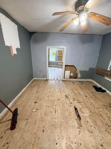 841 Georgia Street, Gary, IN 46402