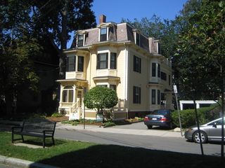 37 Langdon 5, Cambridge, MA 02138