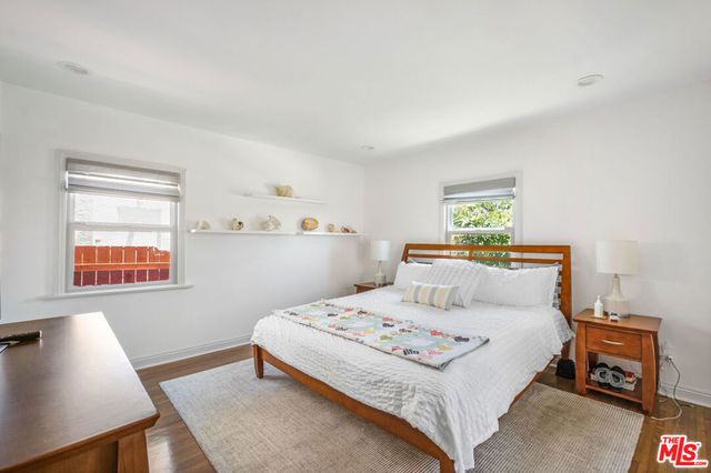 5124 S Mullen Avenue, Los Angeles, CA 90043