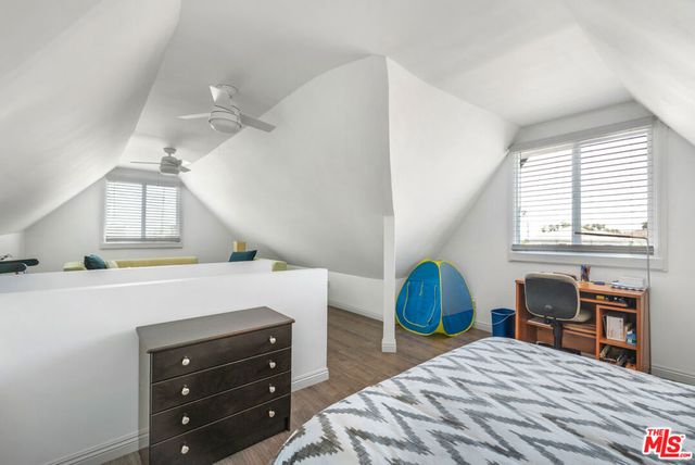 5124 S Mullen Avenue, Los Angeles, CA 90043