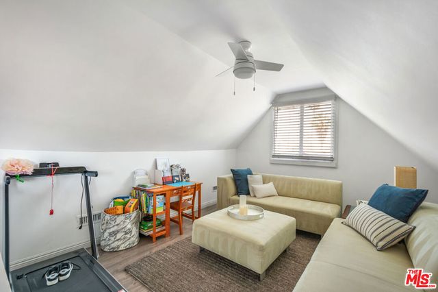 5124 S Mullen Avenue, Los Angeles, CA 90043