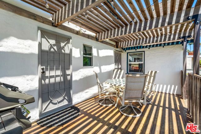 5124 S Mullen Avenue, Los Angeles, CA 90043