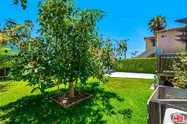 5124 S Mullen Avenue, Los Angeles, CA 90043