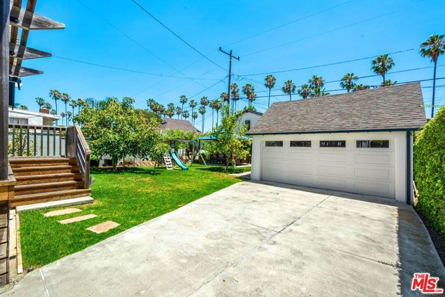 5124 S Mullen Avenue, Los Angeles, CA 90043
