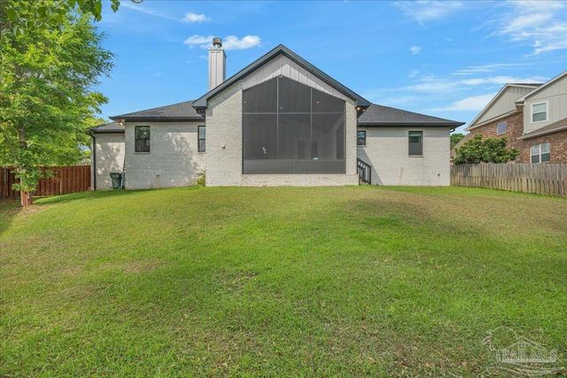 8981 Salt Grass Dr W, Pensacola, FL 32526