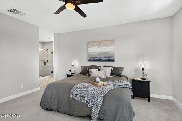 1935 W HIDE Trail, Phoenix, AZ 85085