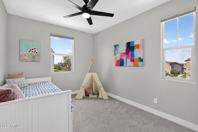 1935 W HIDE Trail, Phoenix, AZ 85085