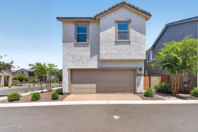 1935 W HIDE Trail, Phoenix, AZ 85085