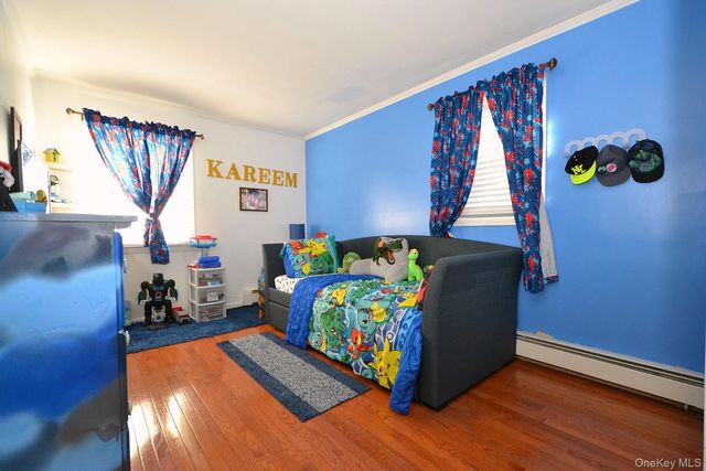 27 Albright Road, Coram, NY 11727