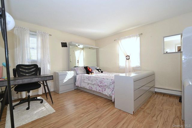 27 Albright Road, Coram, NY 11727