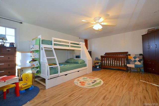 27 Albright Road, Coram, NY 11727